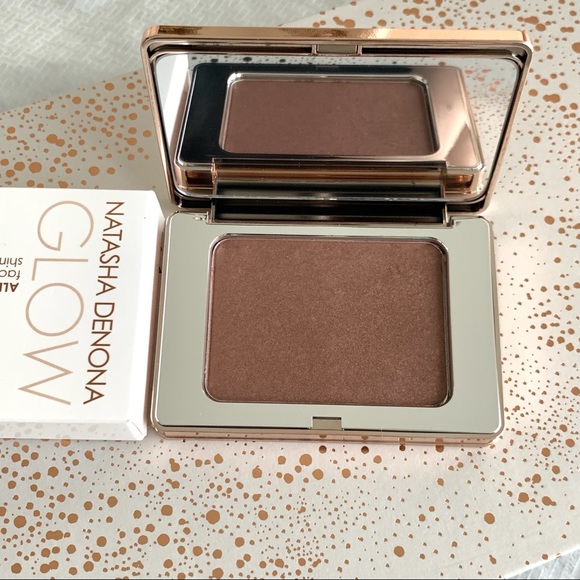 🆕Natasha Denona Highlighter -All Over Glow Face And Body Powder Shimmer - Picture 1 of 6